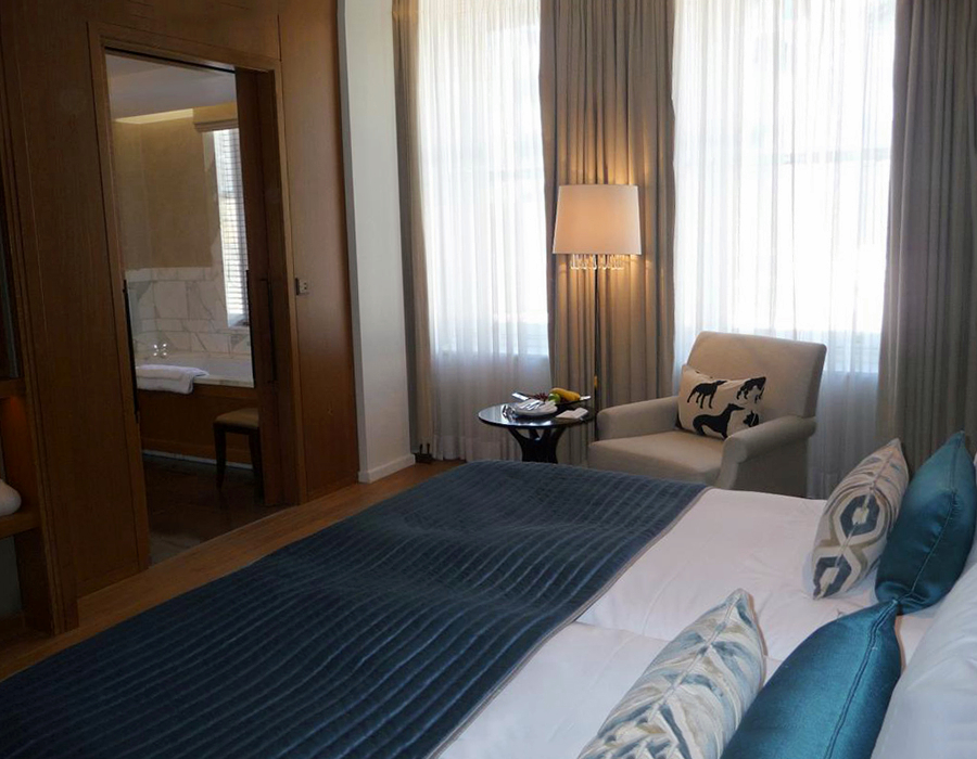 ../Images/TING,CHIEN-WEI.United Kingdom.Corinthia London (5).jpg